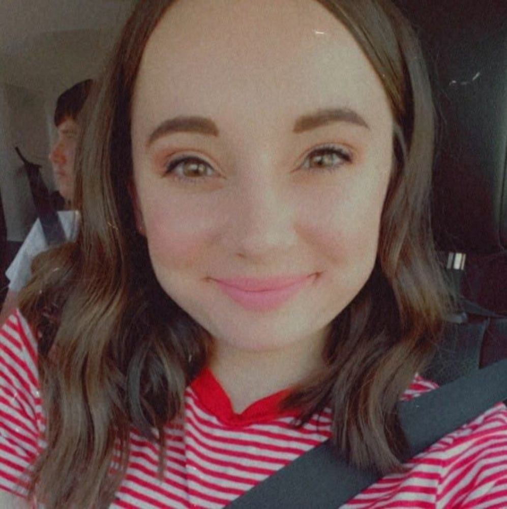 Meet your Posher, Christina